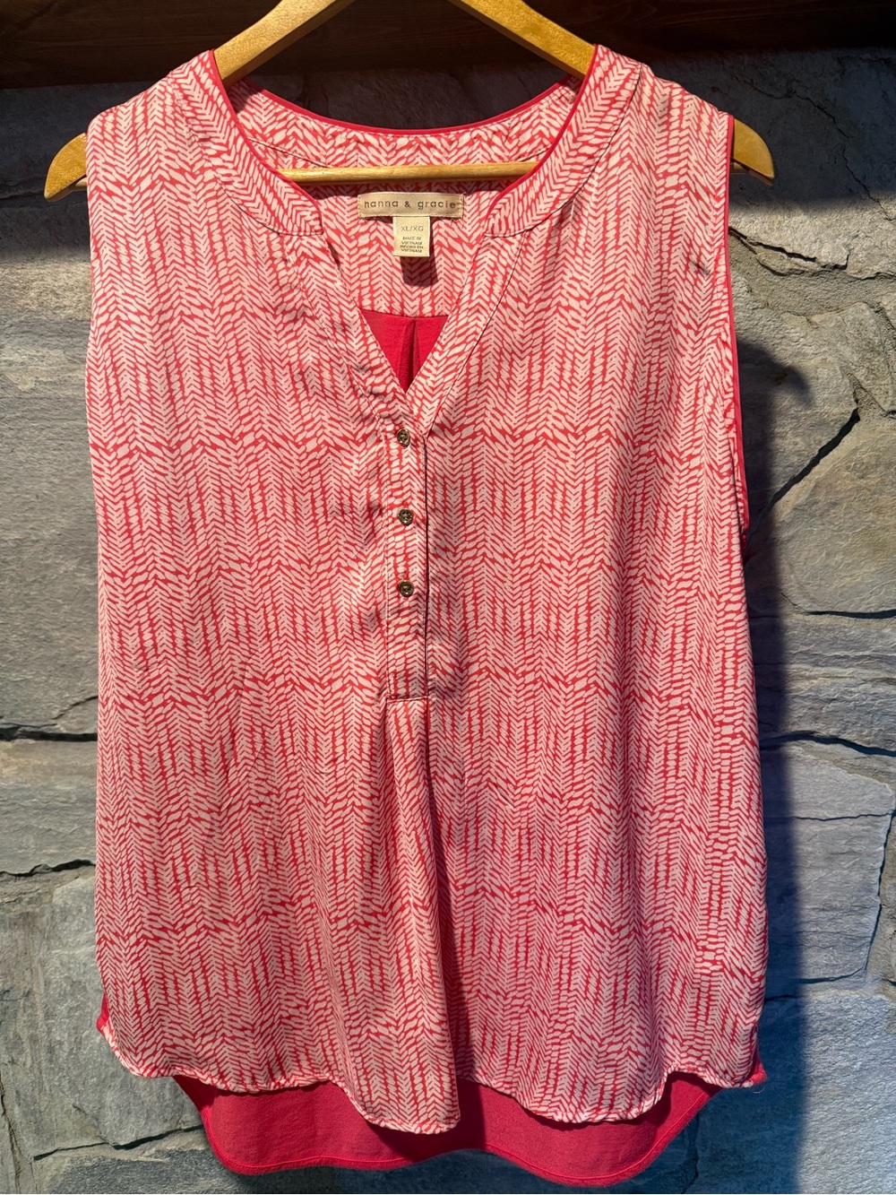 Hannah and Gracie Pink Printed Sleeveless Blouse
